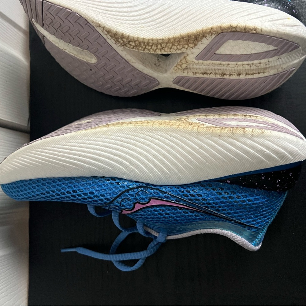 Saucony Women’s Endorphin Pro 3 - Picture 6 of 11